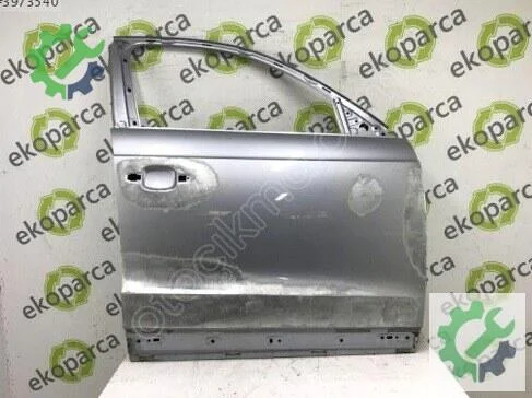 Audi Q3 Sağ Ön Kapı 8U0831052 çıkma parça