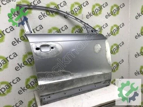 Audi Q3 Sağ Ön Kapı 8U0831052 çıkma parça