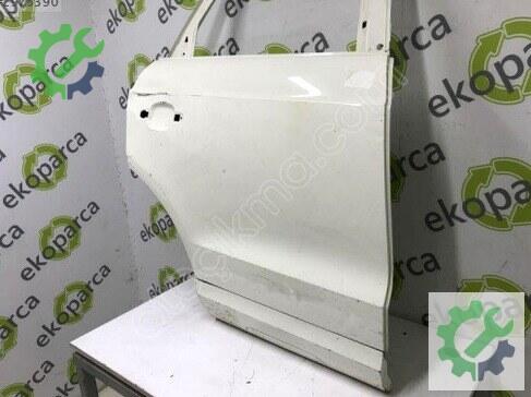 Audi Q3 Sağ Arka Kapı 8U0833052 çıkma parça
