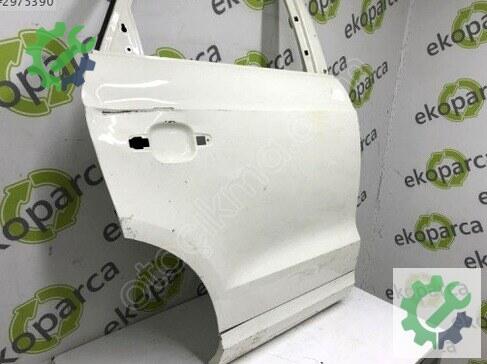 Audi Q3 Sağ Arka Kapı 8U0833052 çıkma parça