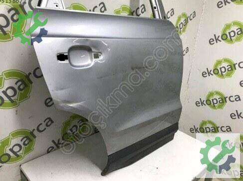 Audi Q3 Sağ Arka Kapı 8U0833052 çıkma parça