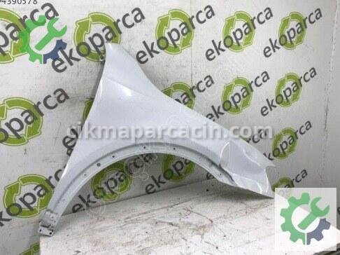 Audi Q3 Sağ Ön Çamurluk 8U0821106 çıkma parça