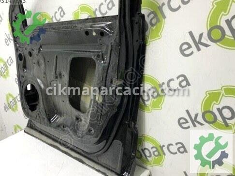 Audi Q3 Sağ Ön Kapı 8U0831052 çıkma parça