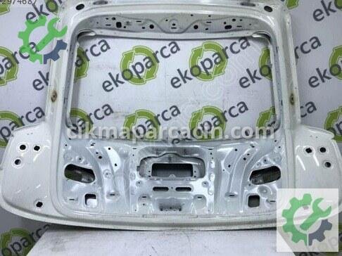 Audi Q3 Bagaj Kapağı 8U0827025B çıkma parça