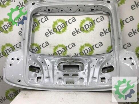 Audi Q3 Bagaj Kapağı 8U0827025B çıkma parça