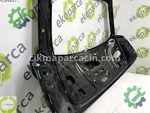 Audi Q3 Bagaj Kapağı 8U0827025B çıkma parça