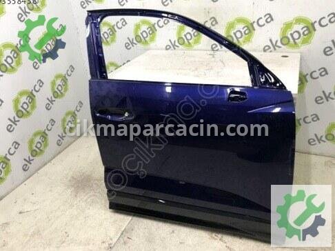 Audi Q3 Sağ Ön Kapı 83A831052 çıkma parça