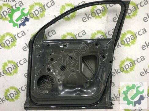 Audi Q3 Sağ Ön Kapı 83A831052 çıkma parça