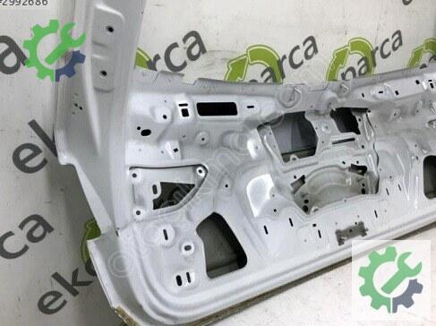 Audi Q3 Bagaj Kapağı 83A827025 çıkma parça