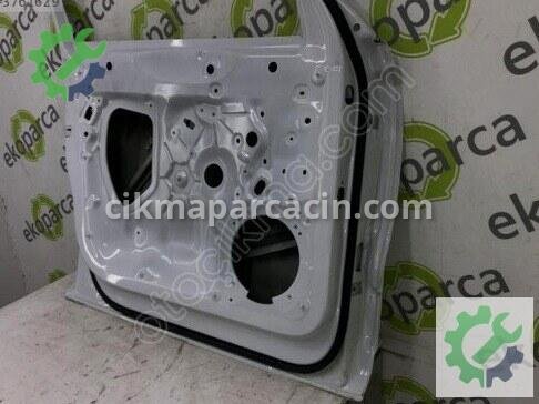 Audi Q3 Sol Ön Kapı 83A831051 çıkma parça