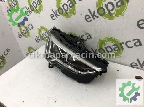 Audi Q3 Sağ Ön Far 83A941034 çıkma parça