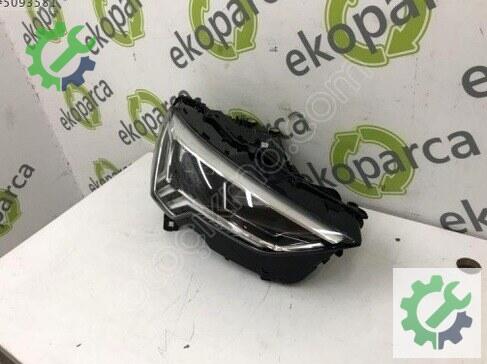 Audi Q3 Sağ Ön Far 83A941034 çıkma parça