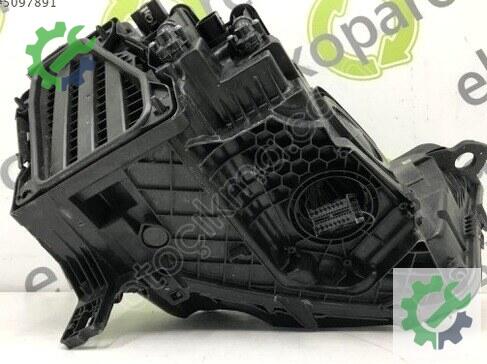 Audi Q3 Sol Ön Far 83A941033 çıkma parça
