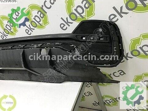 Audi Q3 Arka Tampon 83F807521B çıkma parça