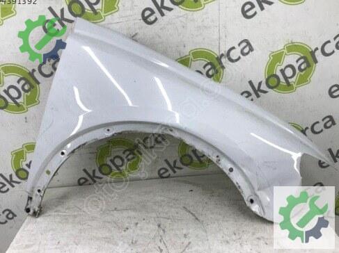 Audi Q3 Sağ Ön Çamurluk 83A821022 çıkma parça