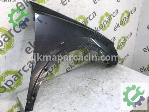 Audi Q3 Sağ Ön Çamurluk 83A821022 çıkma parça