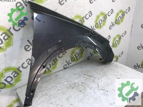 Audi Q3 Sağ Ön Çamurluk 83A821022 çıkma parça