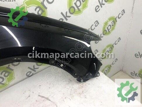 Audi Q3 Sağ Ön Çamurluk 83A821022 çıkma parça