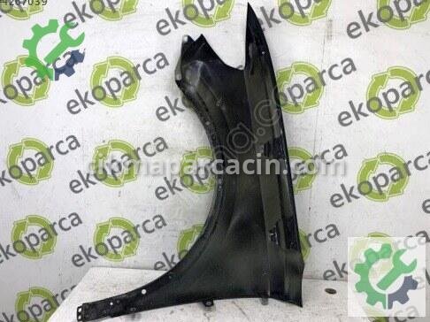Audi Q3 Sağ Ön Çamurluk 83A821022 çıkma parça