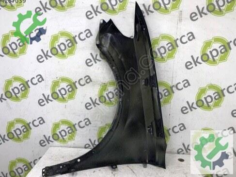Audi Q3 Sağ Ön Çamurluk 83A821022 çıkma parça