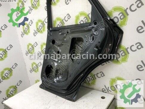 Audi Q3 Sağ Arka Kapı 83A833052 çıkma parça