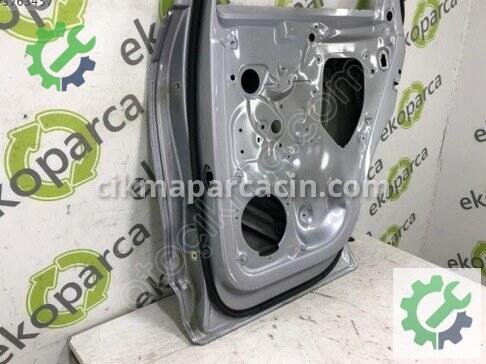 Audi Q3 Sağ Arka Kapı 83A833052 çıkma parça