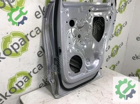 Audi Q3 Sağ Arka Kapı 83A833052 çıkma parça
