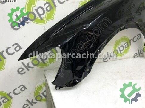 Audi Q3 Sol Ön Çamurluk 83A821021 çıkma parça