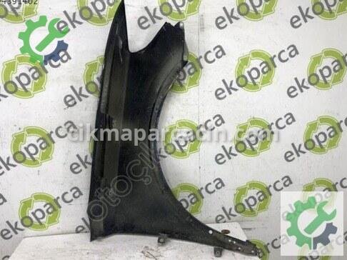 Audi Q3 Sol Ön Çamurluk 83A821021 çıkma parça