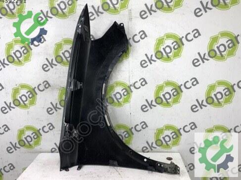 Audi Q3 Sol Ön Çamurluk 83A821021 çıkma parça