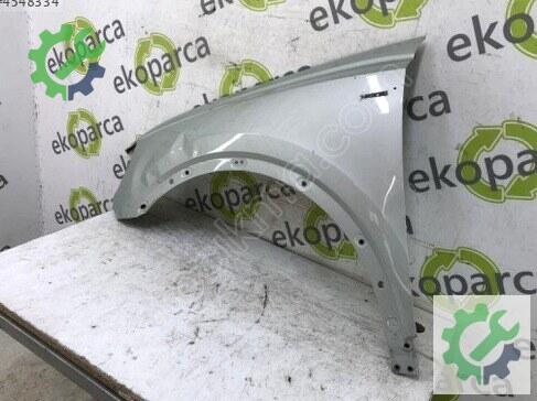 Audi Q3 Sol Ön Çamurluk 83A821021 çıkma parça