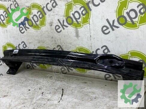 Audi Q3 Arka Tampon Demiri 83A807309 çıkma parça