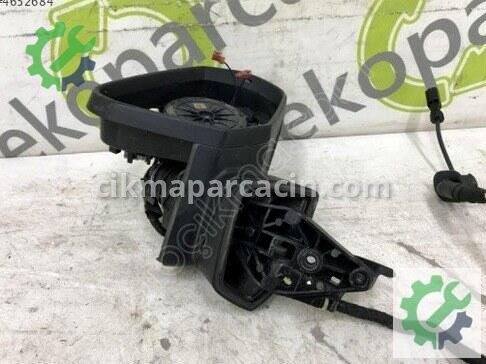 Audi Q3 Sağ Dış Ayna 83B857410J çıkma parça