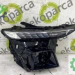 AUDI Q3 2025 2026 SAĞ FAR KIRIK 83H941034