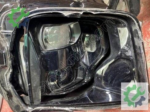 Audi Q3 Sağ Ön Far 83H941034 çıkma parça