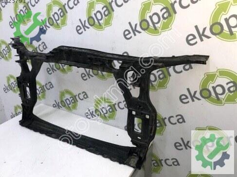 Audi Q5 Ön Panel 8R0805594 çıkma parça
