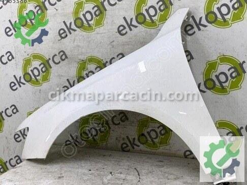 Audi Q5 Sol Ön Çamurluk 8R0821105 çıkma parça