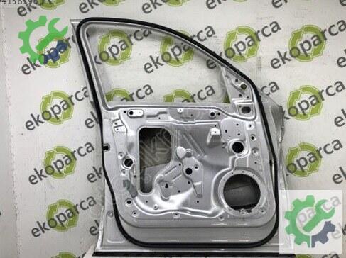 Audi Q5 Sol Ön Kapı 8R0831051E çıkma parça