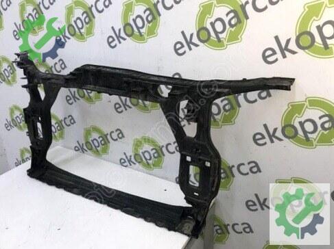 Audi Q5 Ön Panel 8R0805594D çıkma parça