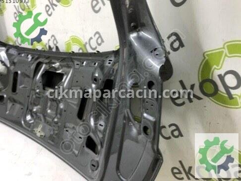 Audi Q5 Bagaj Kapağı 8R0827023C çıkma parça