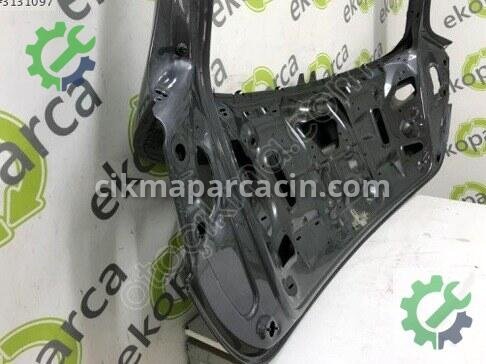 Audi Q5 Bagaj Kapağı 8R0827023C çıkma parça