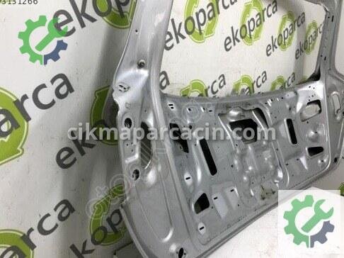 Audi Q5 Bagaj Kapağı 8R0827023C çıkma parça