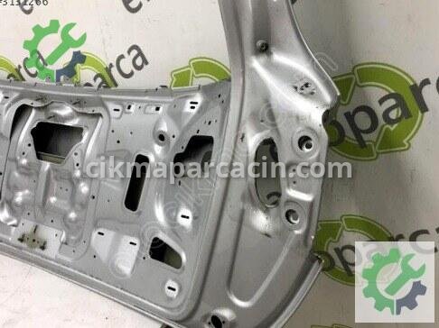 Audi Q5 Bagaj Kapağı 8R0827023C çıkma parça