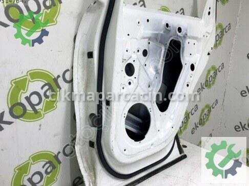 Audi Q5 Sağ Arka Kapı 8R0833052B çıkma parça