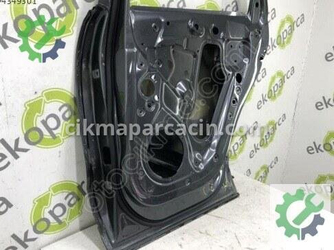 Audi Q5 Sağ Arka Kapı 8R0833052B çıkma parça