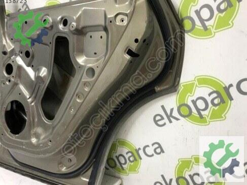 Audi Q5 Sağ Arka Kapı 8R0833052B çıkma parça