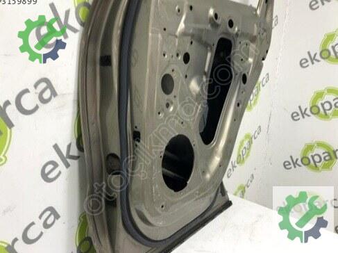 Audi Q5 Sağ Arka Kapı 8R0833052B çıkma parça