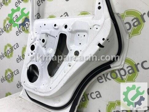 Audi Q5 Sağ Arka Kapı 8R0833052B çıkma parça
