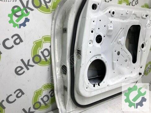 Audi Q5 Sağ Ön Kapı 8R0831052E çıkma parça