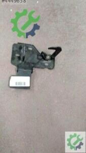 AUDI Q7 2008 2012 KAPUT KİLİT KARŞILIĞI 4L0823480